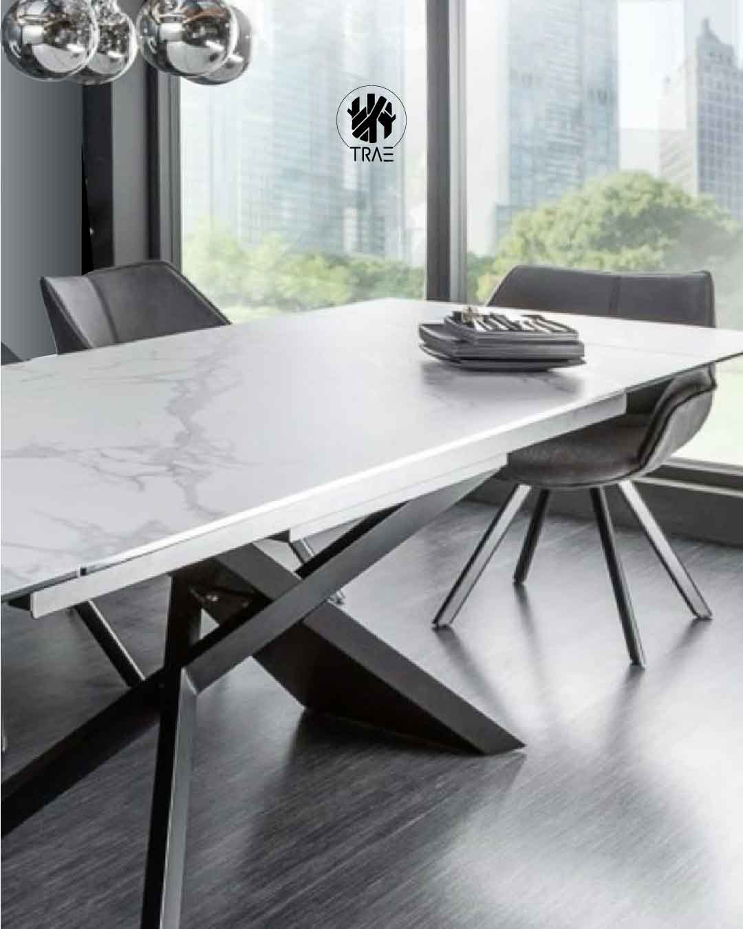 Mesa de comedor automática
